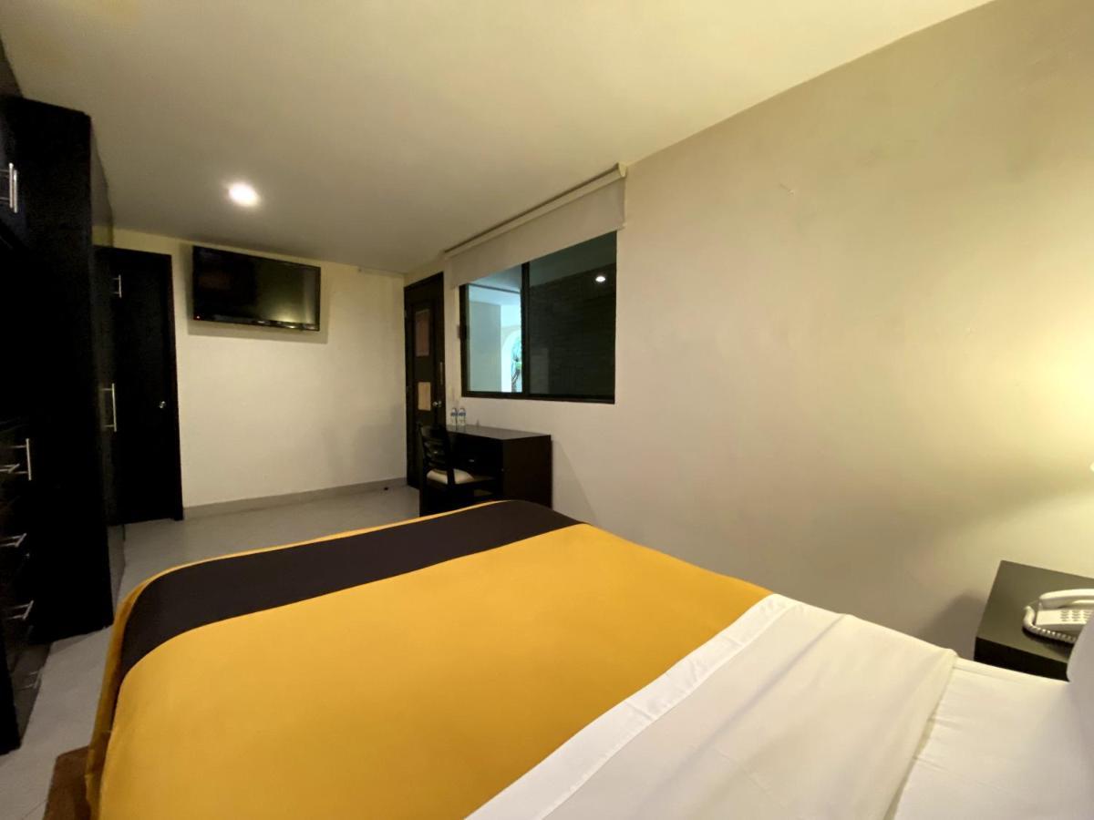 Hotel Escala Puebla Centro Экстерьер фото